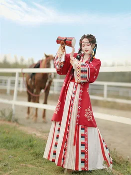 Original Vezenje Hanfu 2Pcs Starodavne Kitajske Kostum Ženske Obleke Wei Jin Dinastije Black Hanfu Bojevnik Gladiator Halloween
